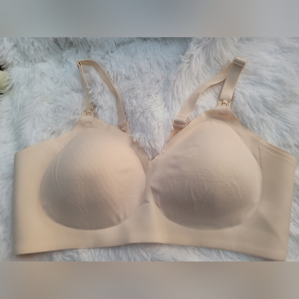 MOMCOZY Seamless Nude Bra
